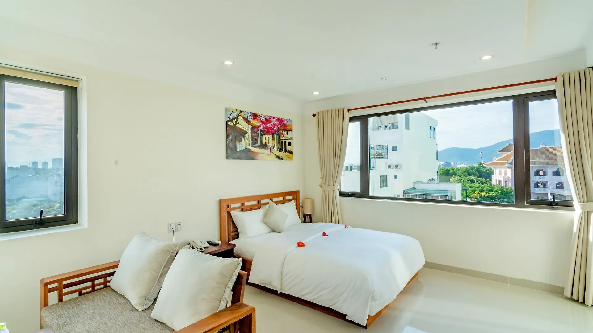 Salamander Apartment Hotel Da Nang